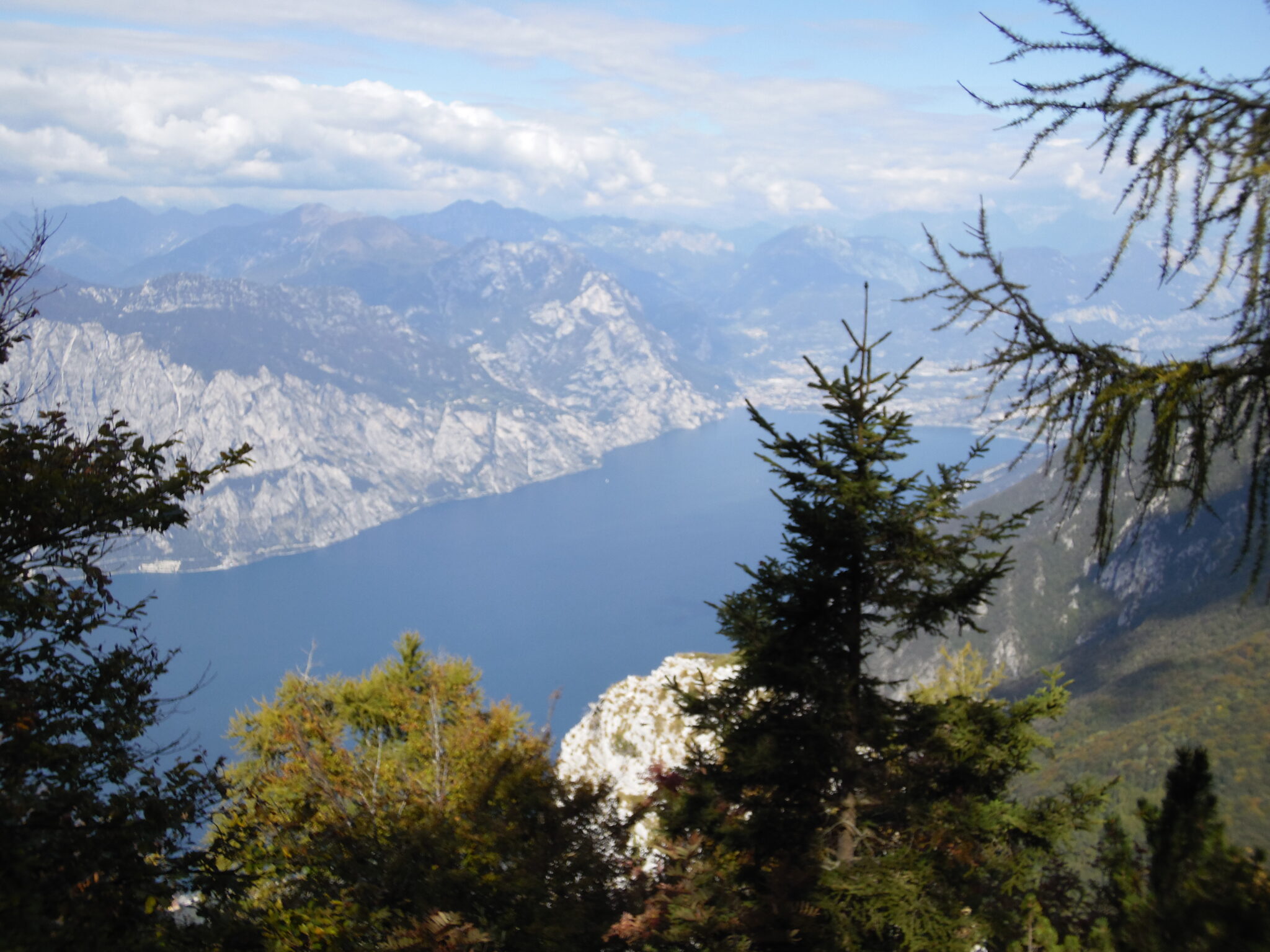Ventrar am monte Baldo 1720m Gardasee , atemberaubende Rundwanderung