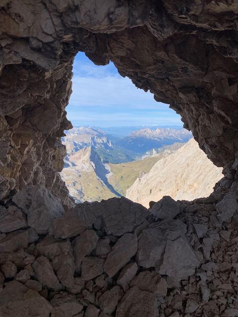 Cima de Ombreta 3011m vom Rifugio Contrin aus. Atemberaubende Bergwanderung mit kurzem Klettersteig